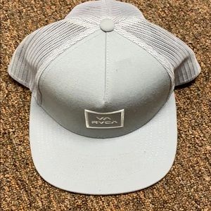 RVCA Adjustable worn hat
